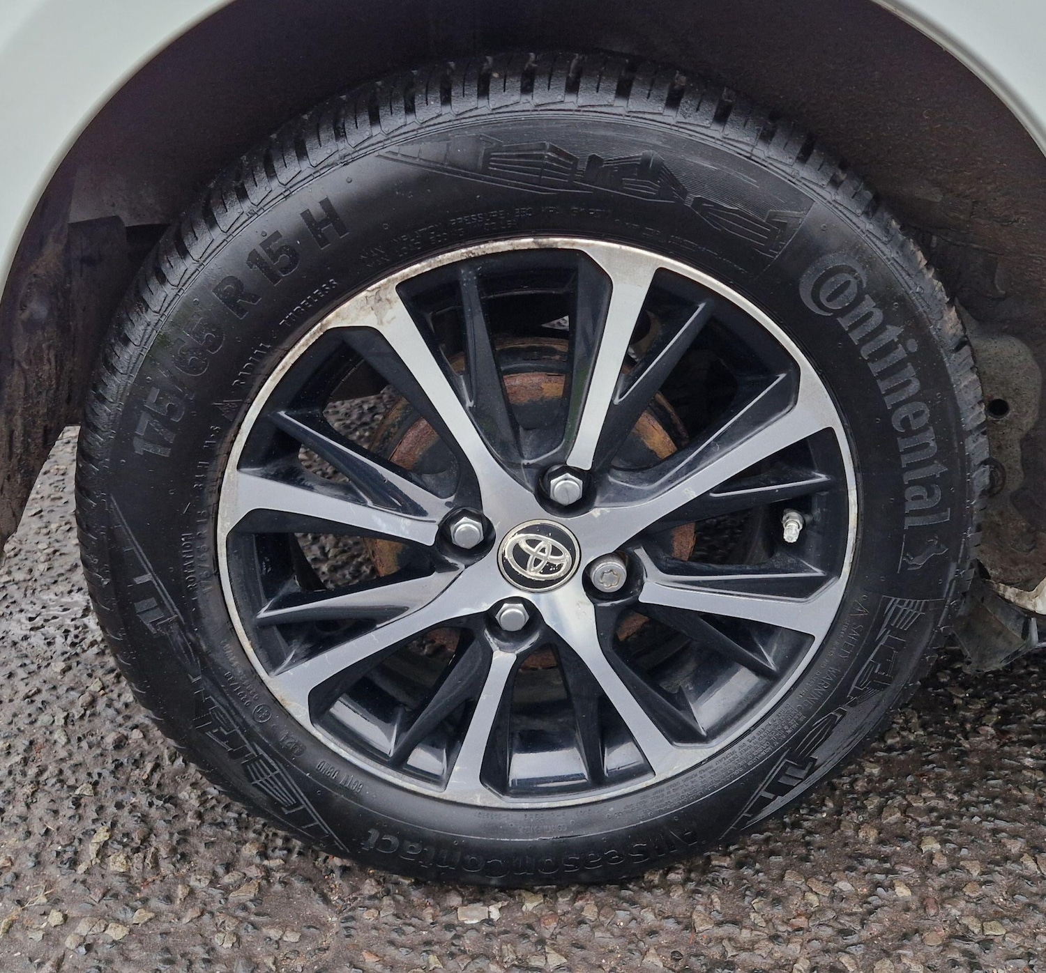 Used Toyota Yaris 2019 for sale - 77060143: Photo 12