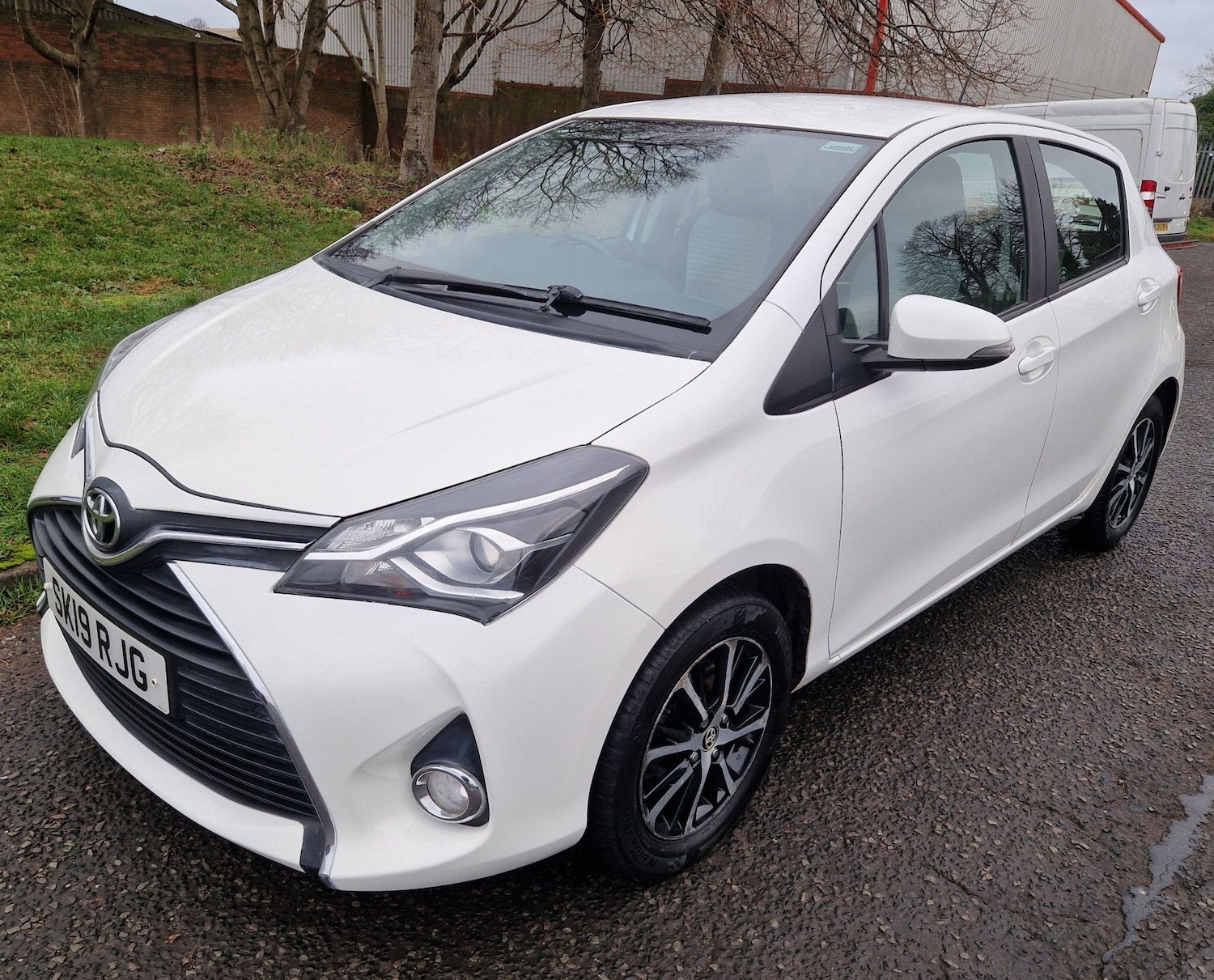 Used Toyota Yaris 2019 for sale - 77060143: Photo 17
