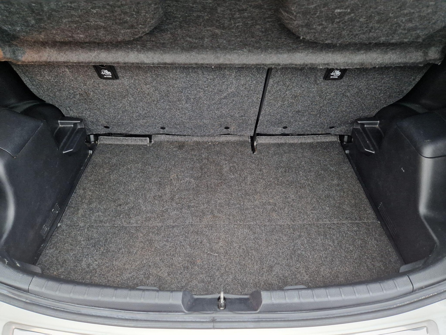 Used Toyota Yaris 2019 for sale - 77060143: Photo 30