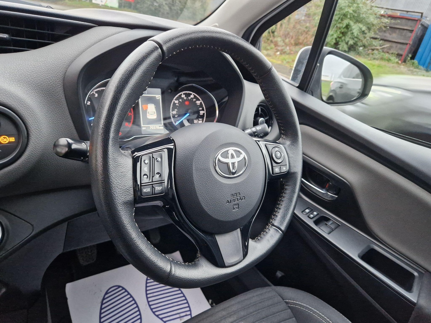 Used Toyota Yaris 2019 for sale - 77060143: Photo 32
