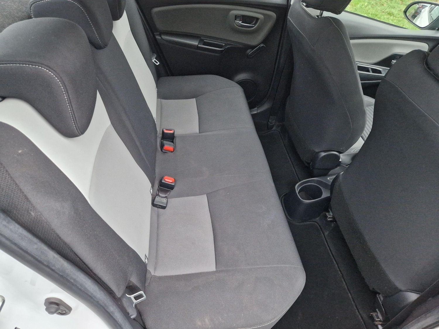 Used Toyota Yaris 2019 for sale - 77060143: Photo 45