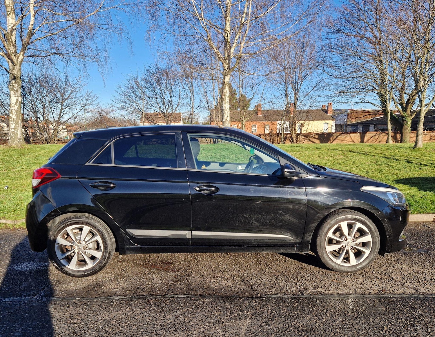 Used Hyundai i20 2017 for sale - 76765547: Photo 5