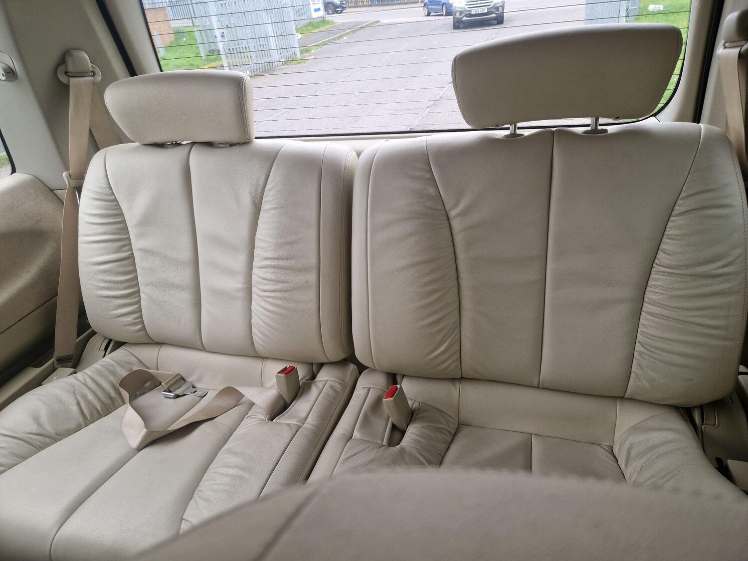 Used Nissan Elgrand 2021 for sale - 77898187: Photo 42