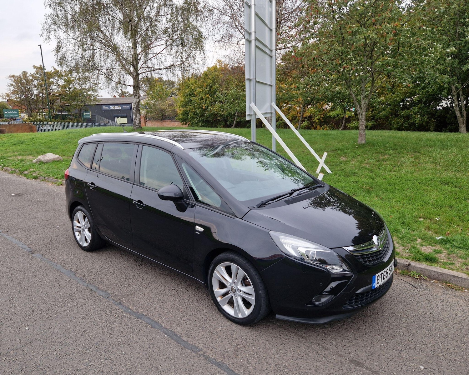 Used Vauxhall Zafira Tourer 2015 for sale - 76189753: Photo 10