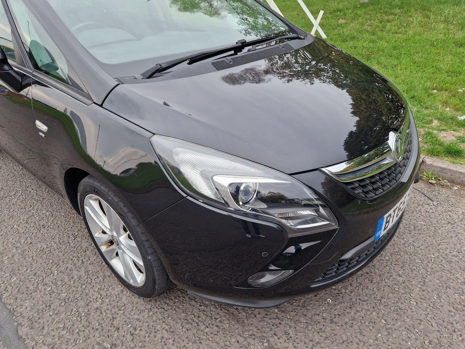 Used Vauxhall Zafira Tourer 2015 for sale - 76189753: Photo 2