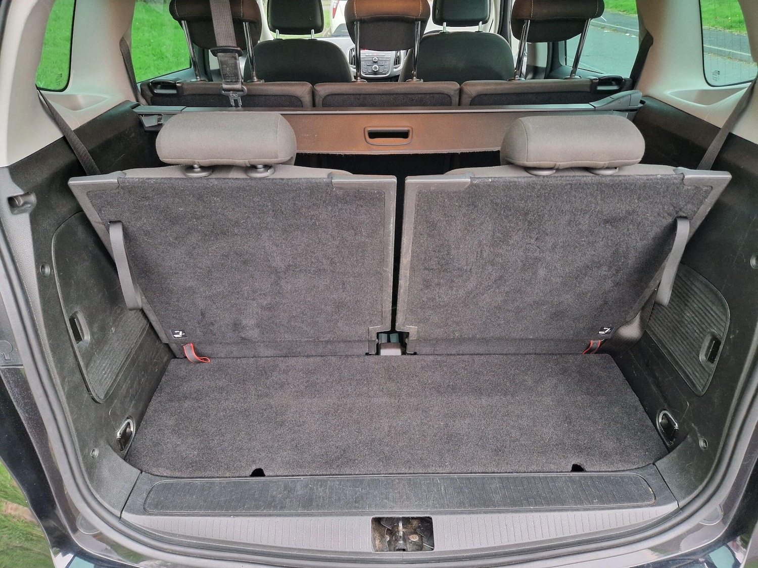 Used Vauxhall Zafira Tourer 2015 for sale - 76189753: Photo 23