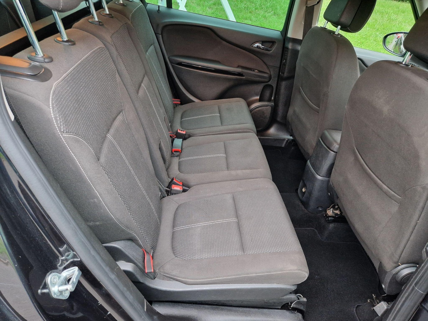 Used Vauxhall Zafira Tourer 2015 for sale - 76189753: Photo 36