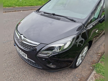 Used Vauxhall Zafira Tourer 2015 for sale - 76189753: Photo 3