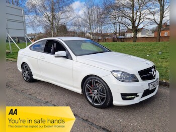 Used Mercedes-Benz C Class 2013 for sale - 77695633: Photo