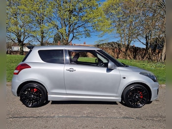 Used Suzuki Swift 2014 for sale - 78170085: Photo