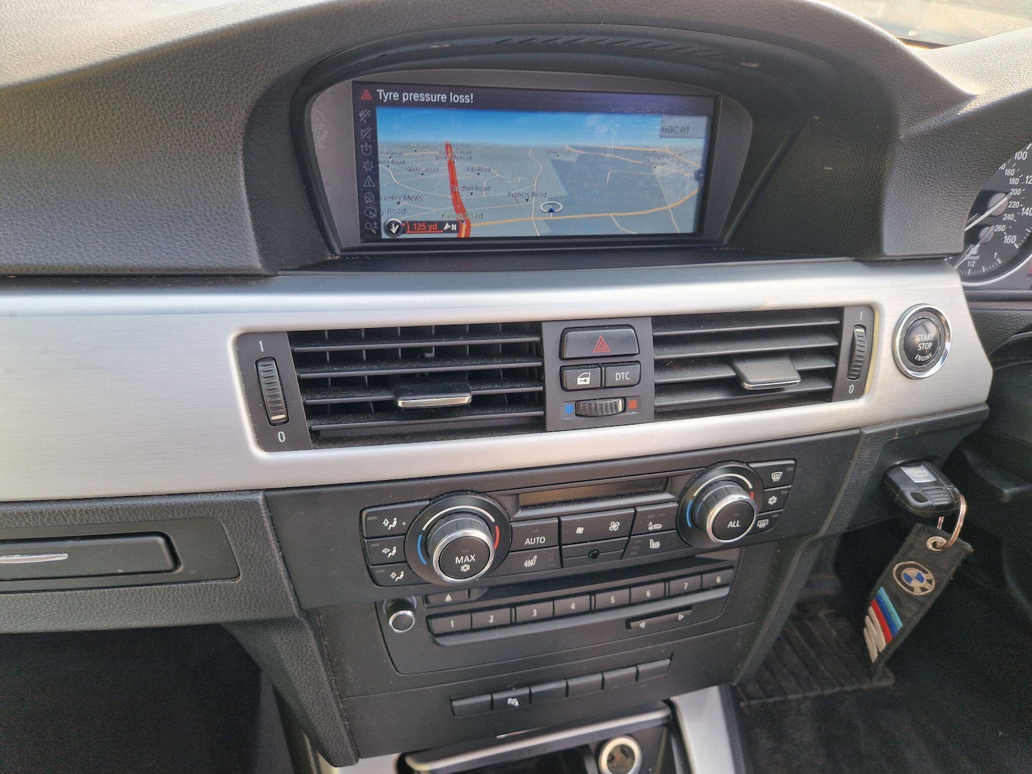 Used BMW 3 Series 2010 for sale - 78184591: Photo 29