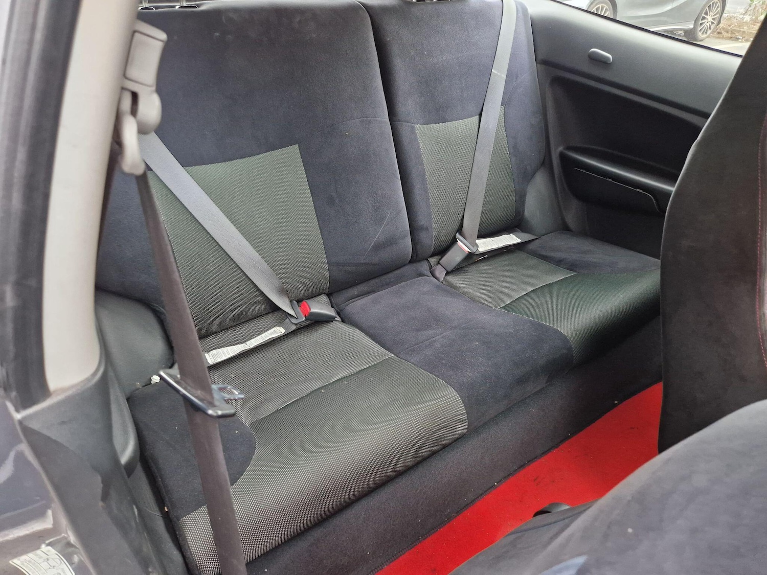 Used Honda Civic 2004 for sale - 77550369: Photo 12