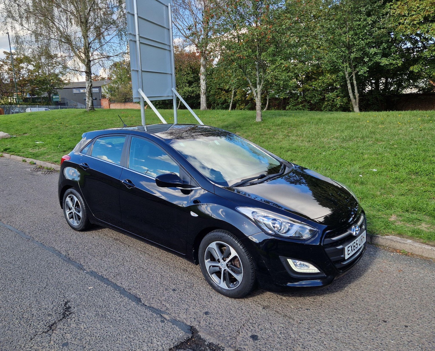 Used Hyundai i30 2015 for sale - 76158611: Photo 12