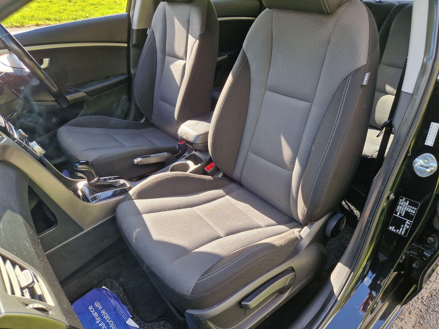 Used Hyundai i30 2015 for sale - 76158611: Photo 43