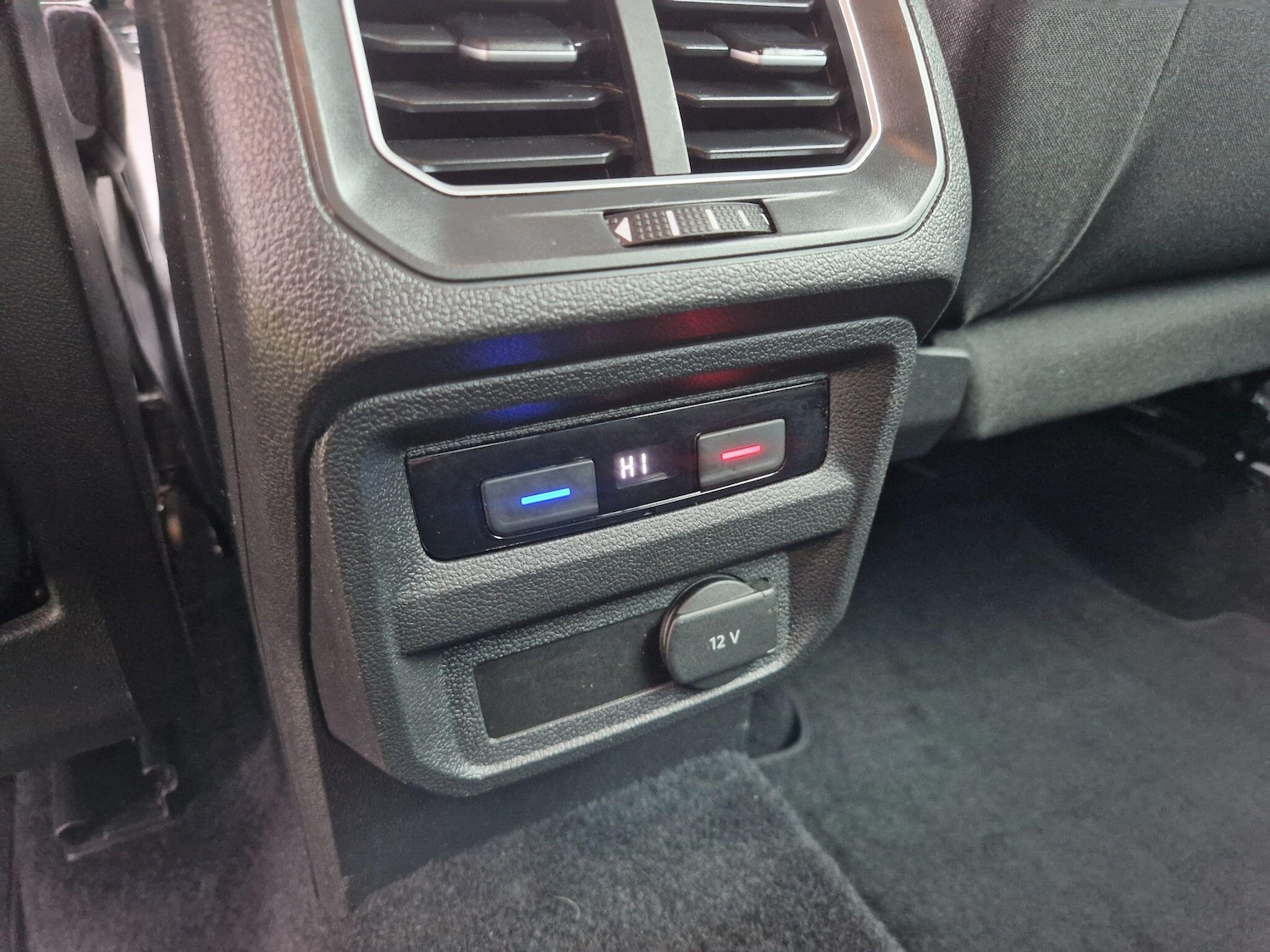 Used Volkswagen Tiguan 2016 for sale - 76423568: Photo 40