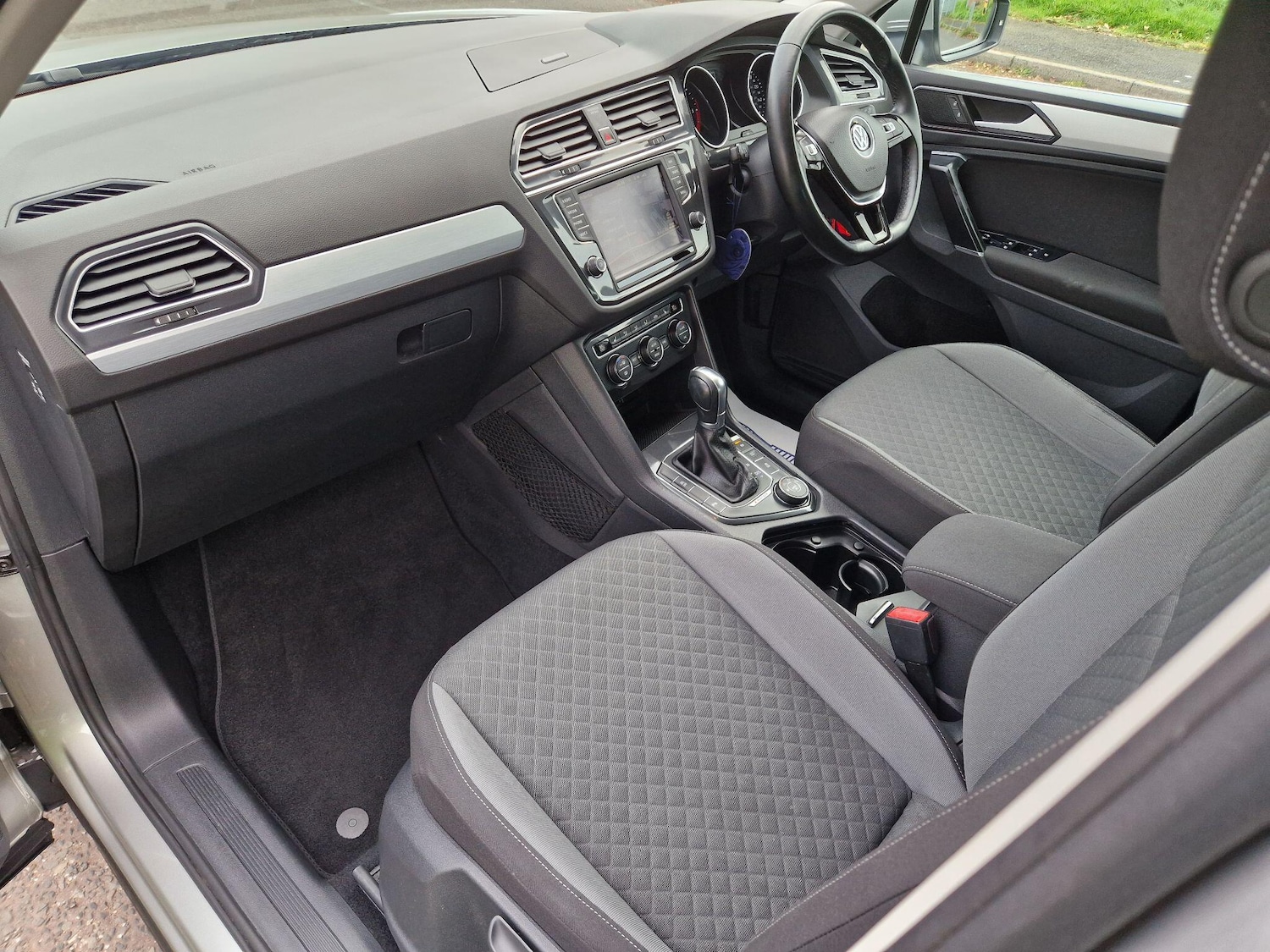 Used Volkswagen Tiguan 2016 for sale - 76423568: Photo 45