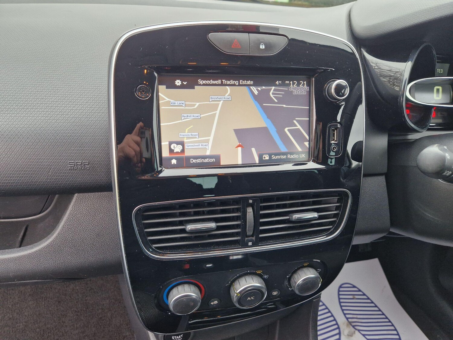 Used Renault Clio for sale - 77495998: Photo 26