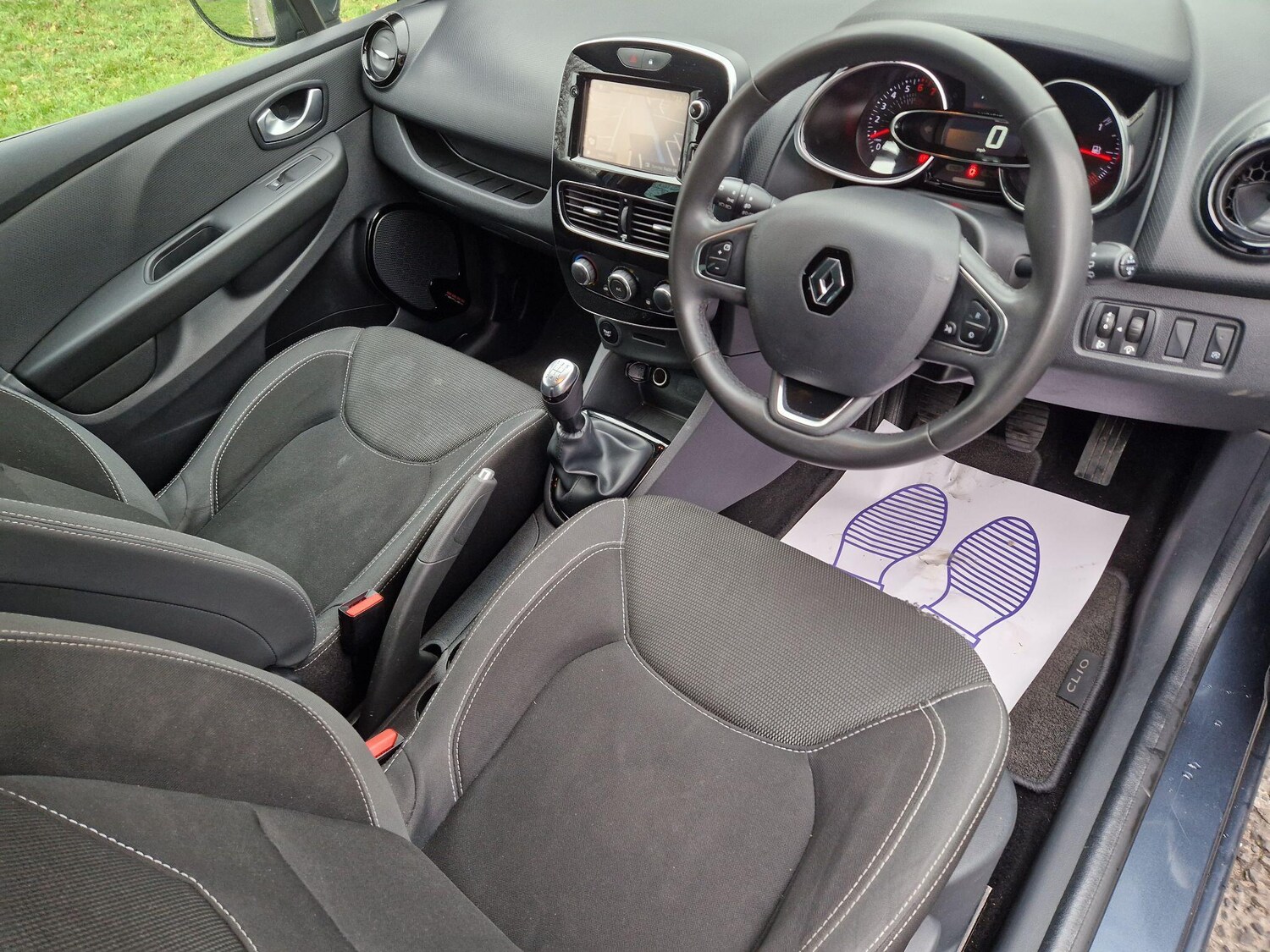 Used Renault Clio for sale - 77495998: Photo 28