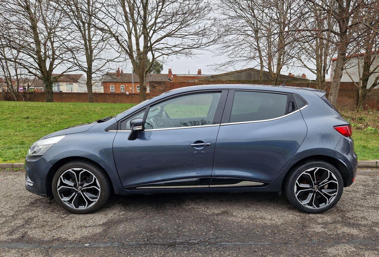 Used Renault Clio for sale - 77495998: Photo 8