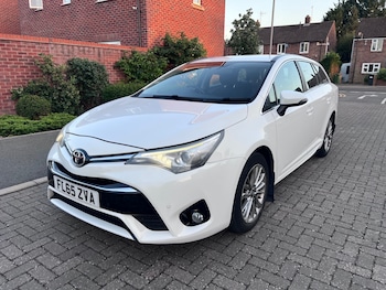 Used Toyota Avensis 2015 for sale - 78998097: Photo