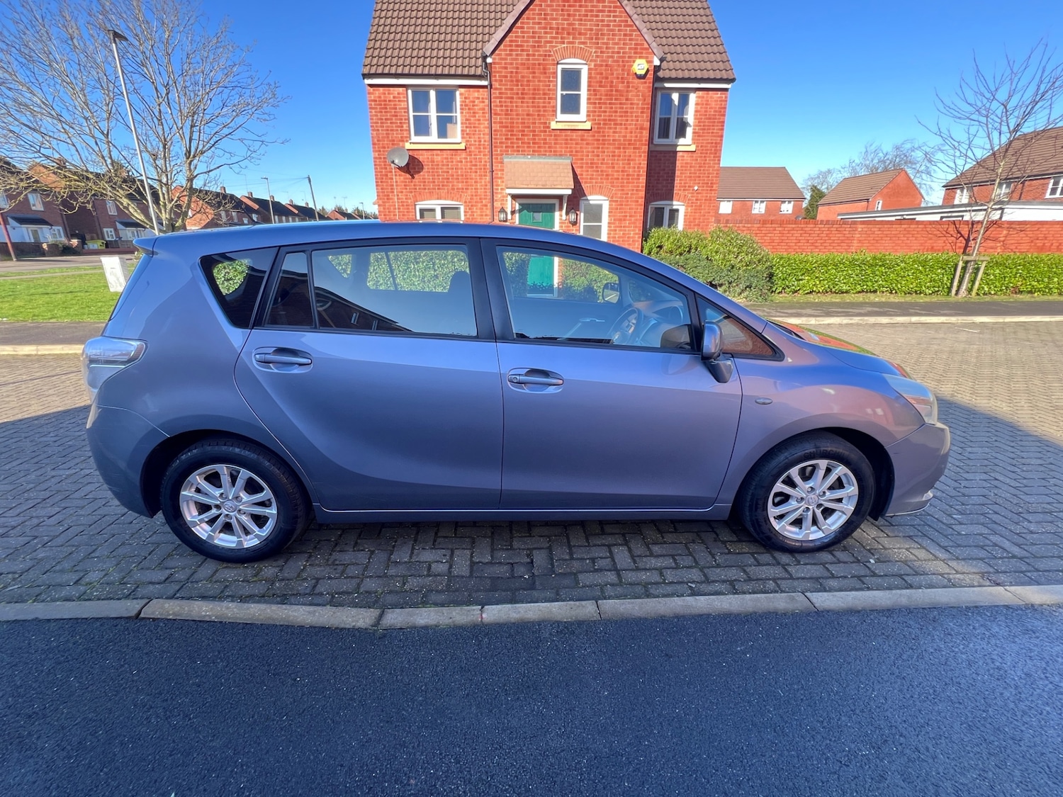 Used Toyota Verso 2010 for sale - 77555676: Photo 5