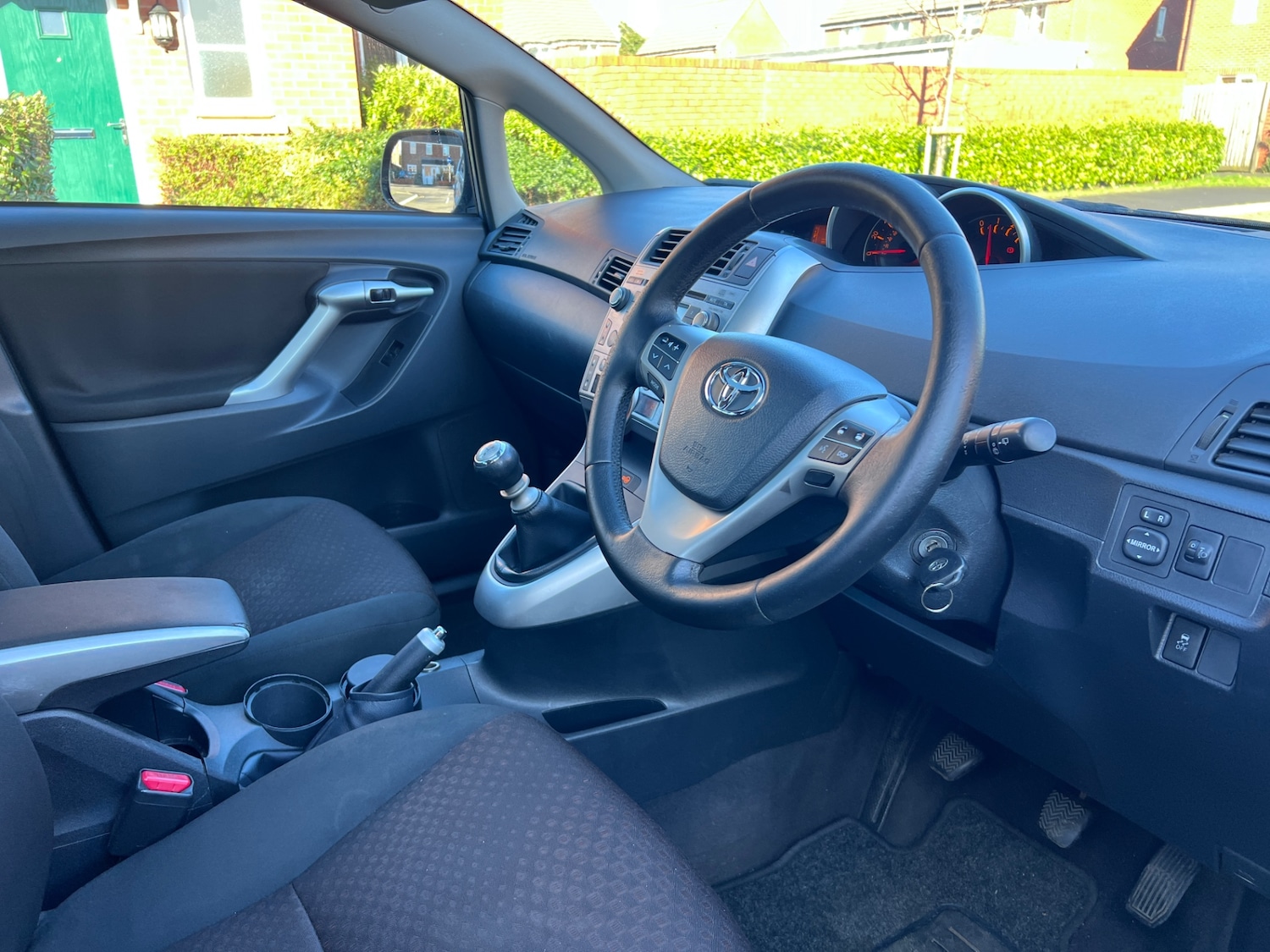 Used Toyota Verso 2010 for sale - 77555676: Photo 9