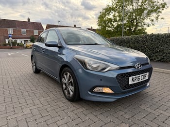 Used Hyundai i20 2016 for sale - 79732083: Photo