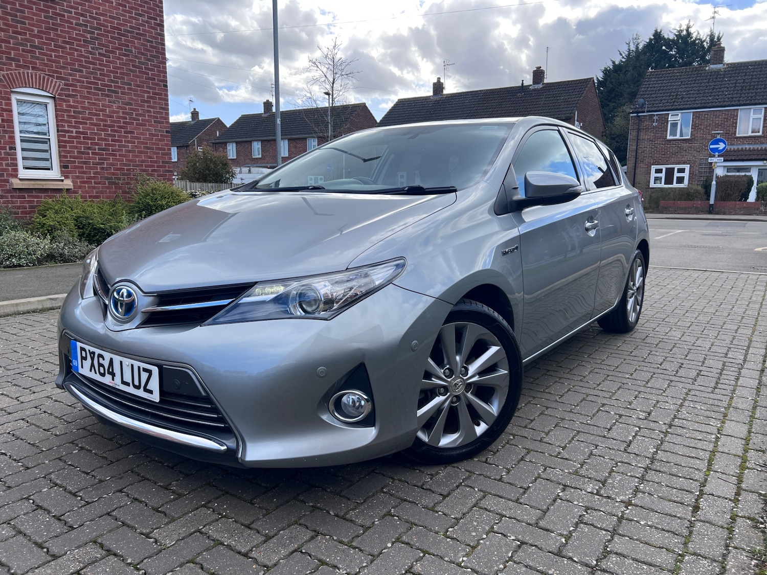 Used Toyota Auris 2014 for sale - 77831714: Photo 2