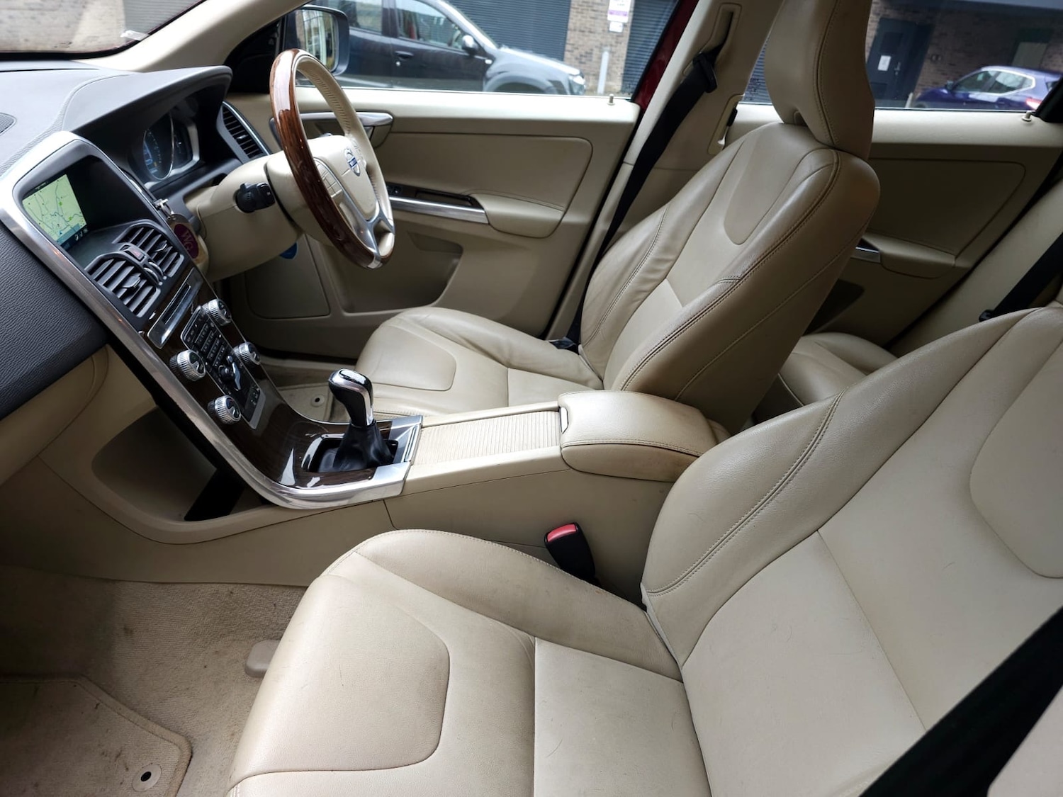 Used Volvo XC60 2015 for sale - 77300769: Photo 10