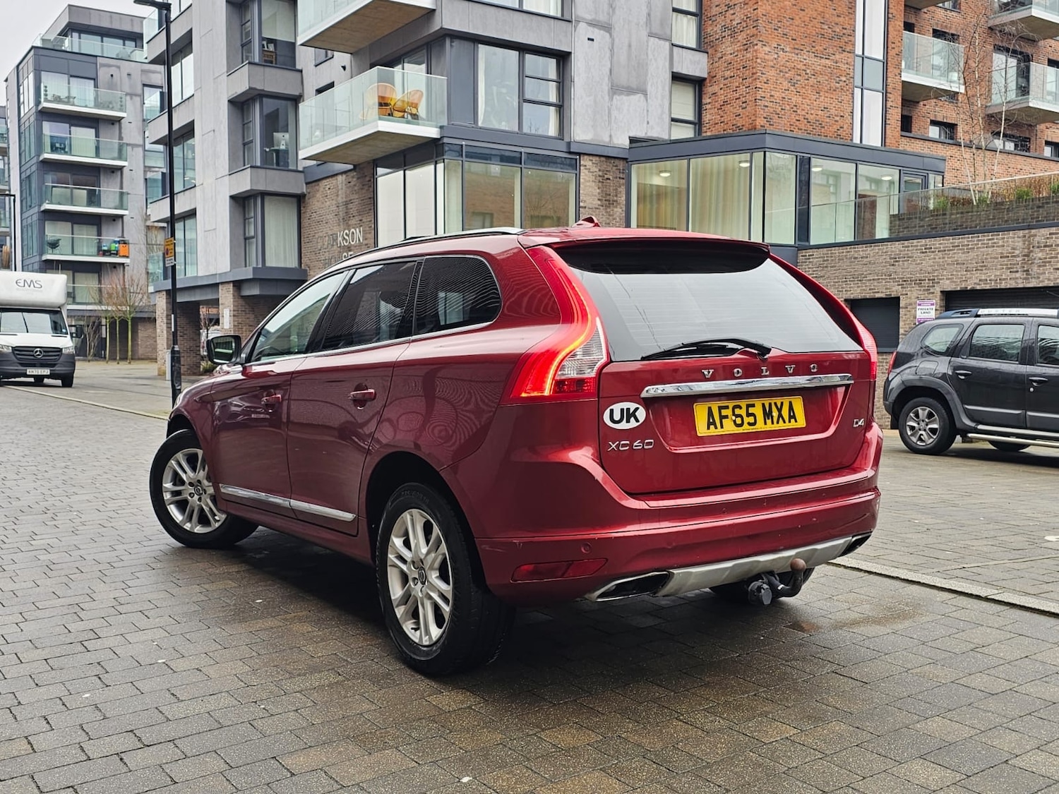 Used Volvo XC60 2015 for sale - 77300769: Photo 4