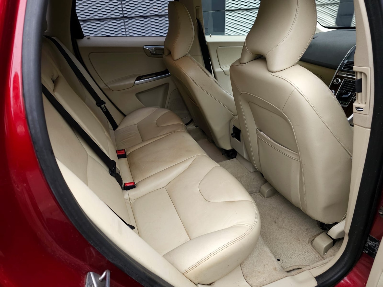 Used Volvo XC60 2015 for sale - 77300769: Photo 8