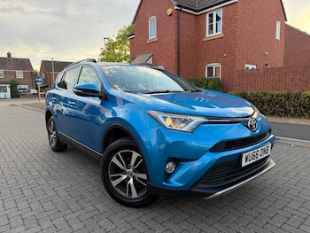 Used Toyota RAV4 2016 for sale - 79536210: Photo