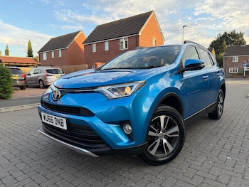 Used Toyota RAV4 2016 for sale - 79536210: Photo