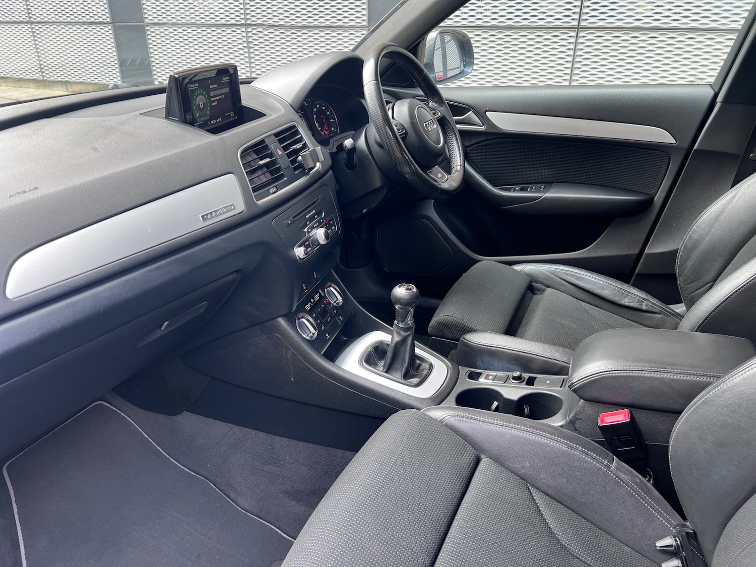 Used Audi Q3 2014 for sale - 78012828: Photo 12