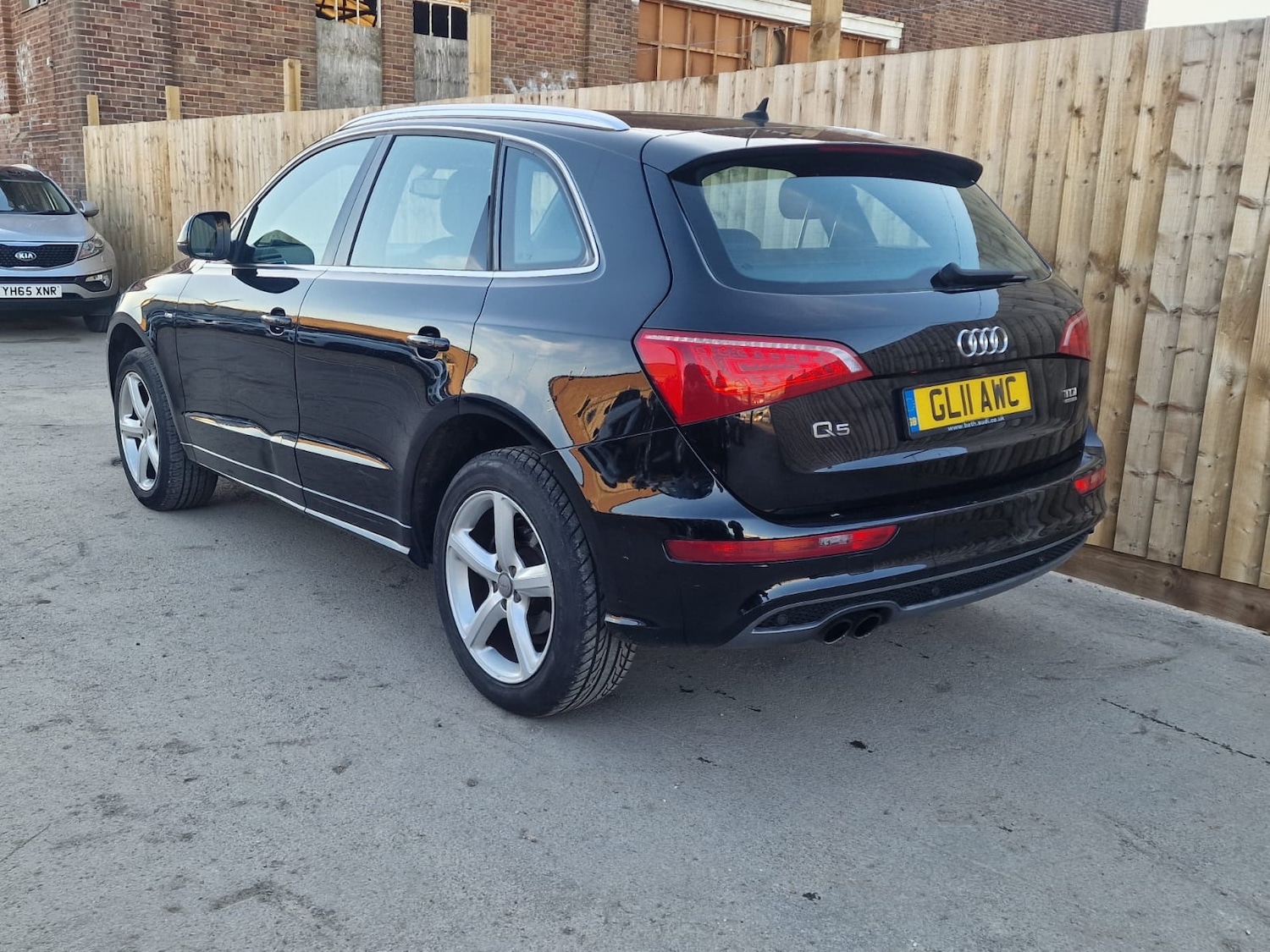 Used Audi Q5 2011 for sale - 77792678: Photo 2
