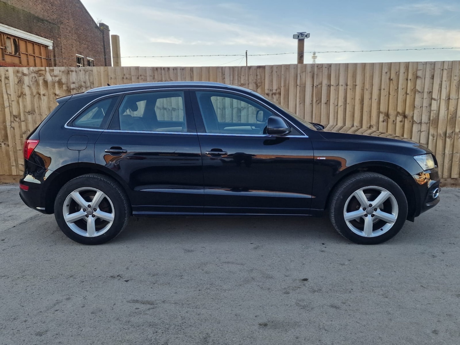 Used Audi Q5 2011 for sale - 77792678: Photo 6