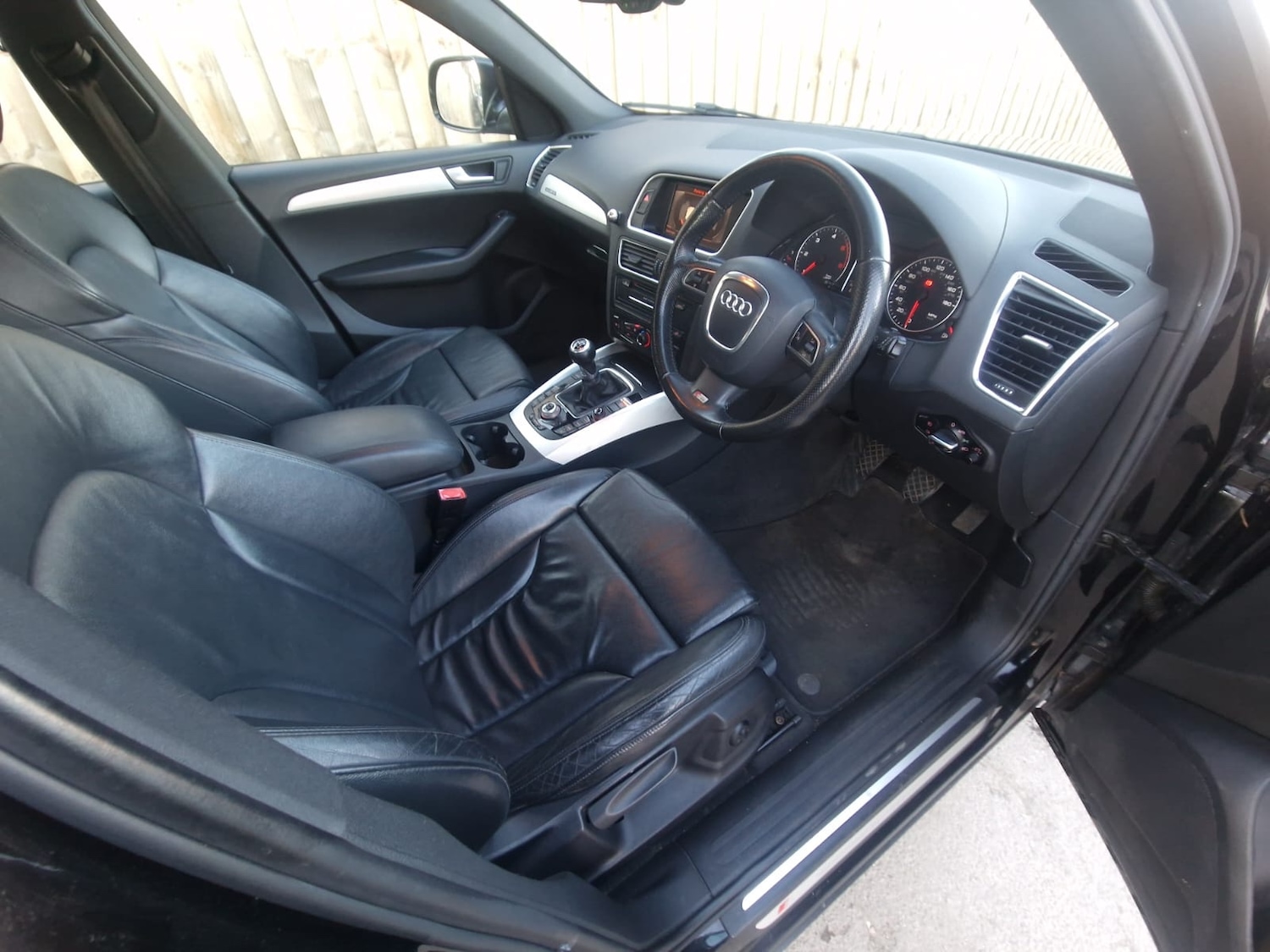 Used Audi Q5 2011 for sale - 77792678: Photo 9