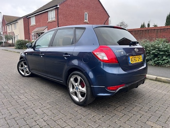 Used Kia Ceed 2010 for sale - 77285886: Photo