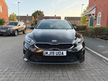 Used Kia Ceed 2019 for sale - 79495558: Photo