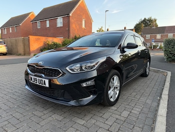Used Kia Ceed 2019 for sale - 79495558: Photo