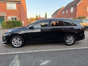 Used Kia Ceed 2019 for sale - 79495558: Photo
