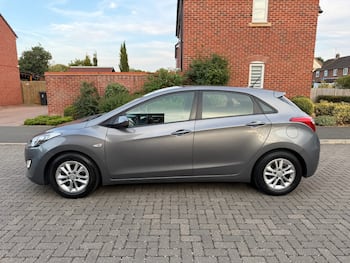 Used Hyundai i30 2014 for sale - 79653037: Photo
