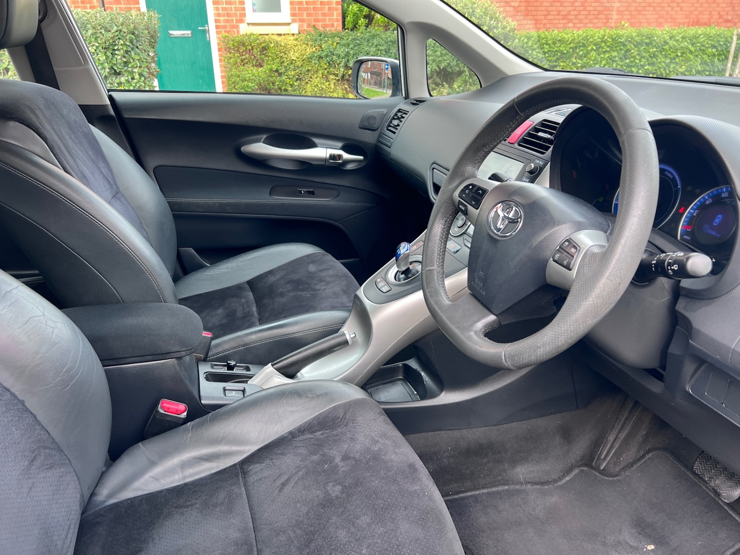 Used Toyota Auris 2011 for sale - 77630157: Photo 10