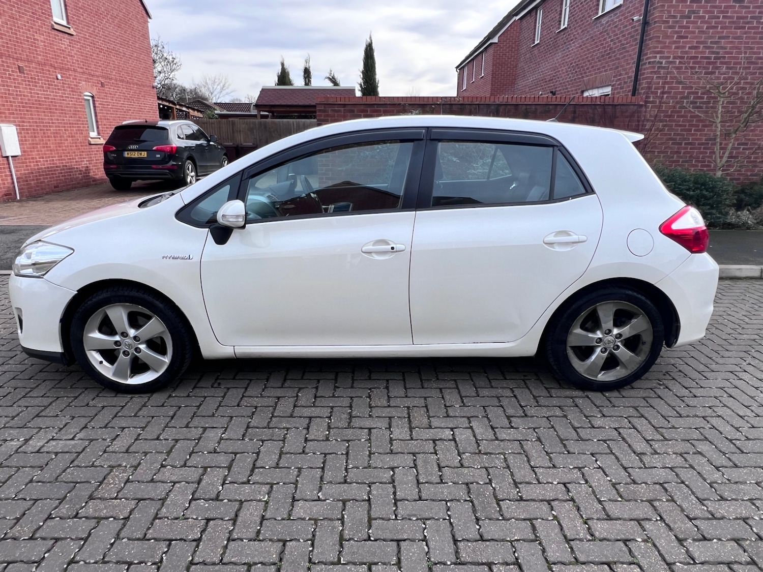 Used Toyota Auris 2011 for sale - 77630157: Photo 6