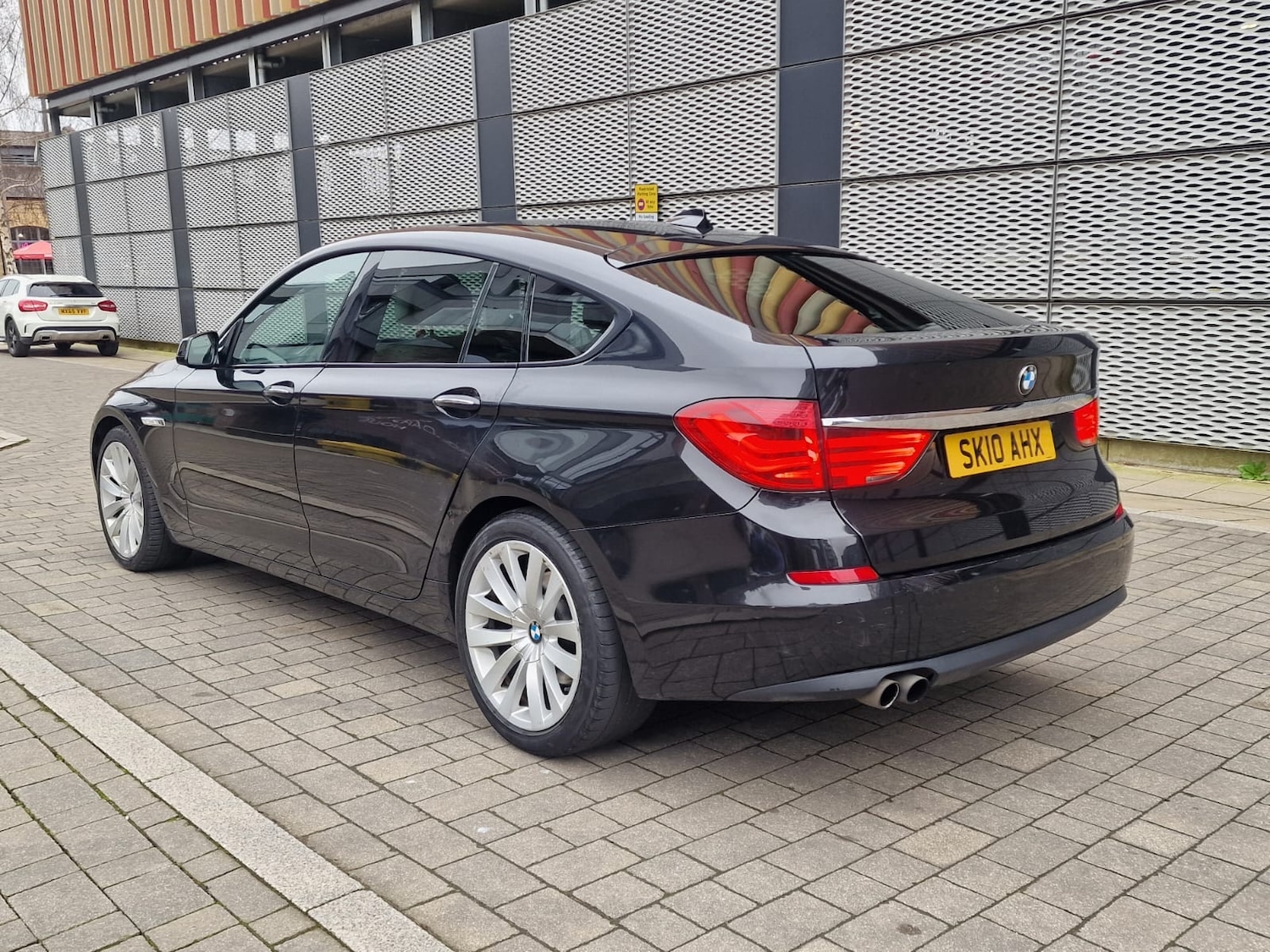 Used BMW 5 Series 2010 for sale - 77953880: Photo 3