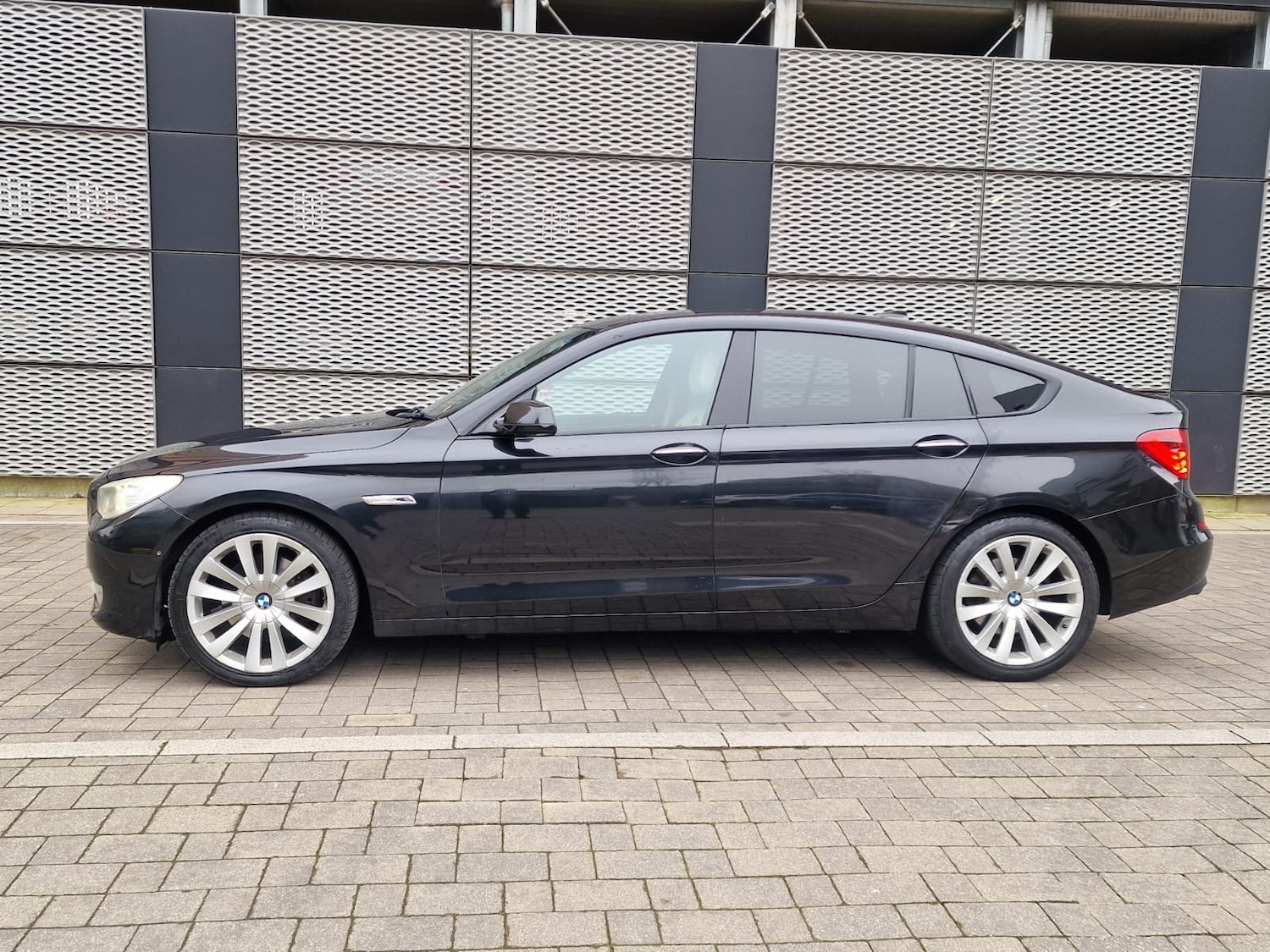 Used BMW 5 Series 2010 for sale - 77953880: Photo 6
