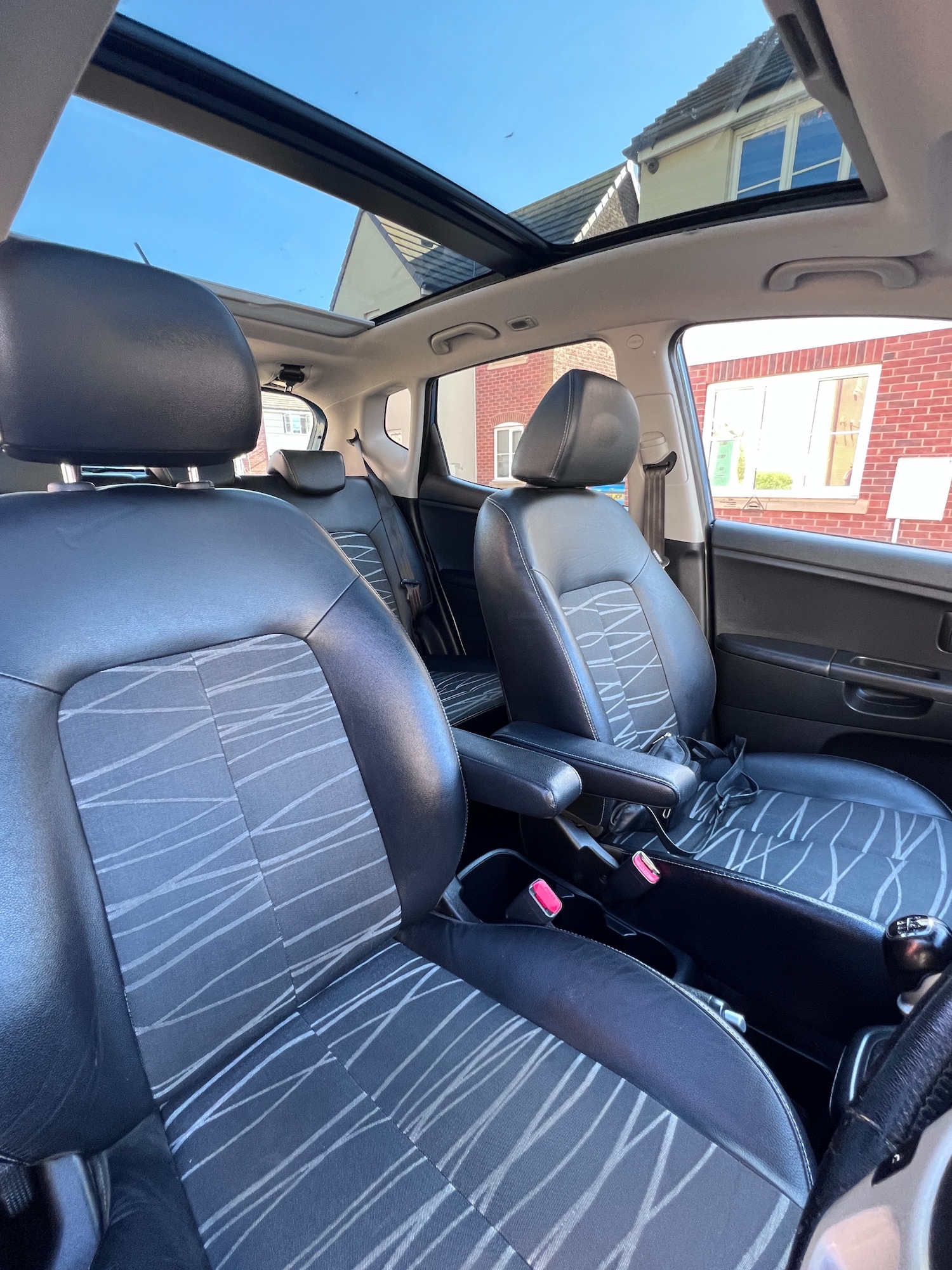 Used Kia Venga 2012 for sale - 77934748: Photo 12