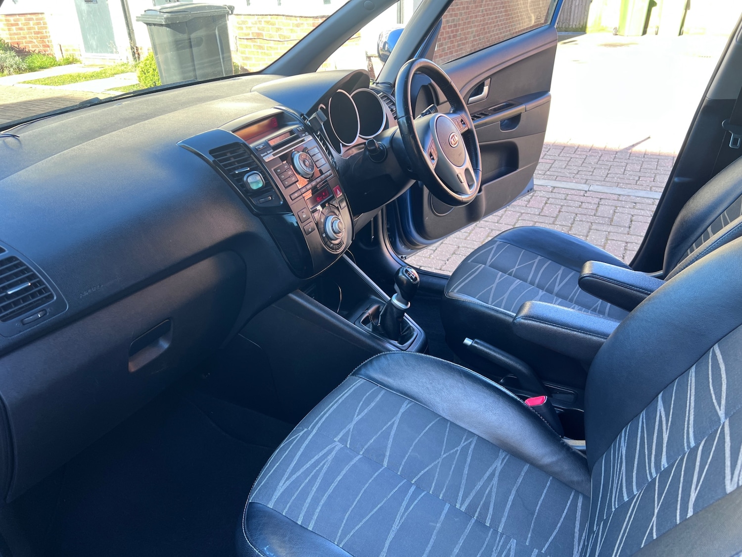 Used Kia Venga 2012 for sale - 77934748: Photo 9