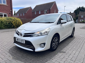 Used Toyota Verso 2013 for sale - 78860340: Photo