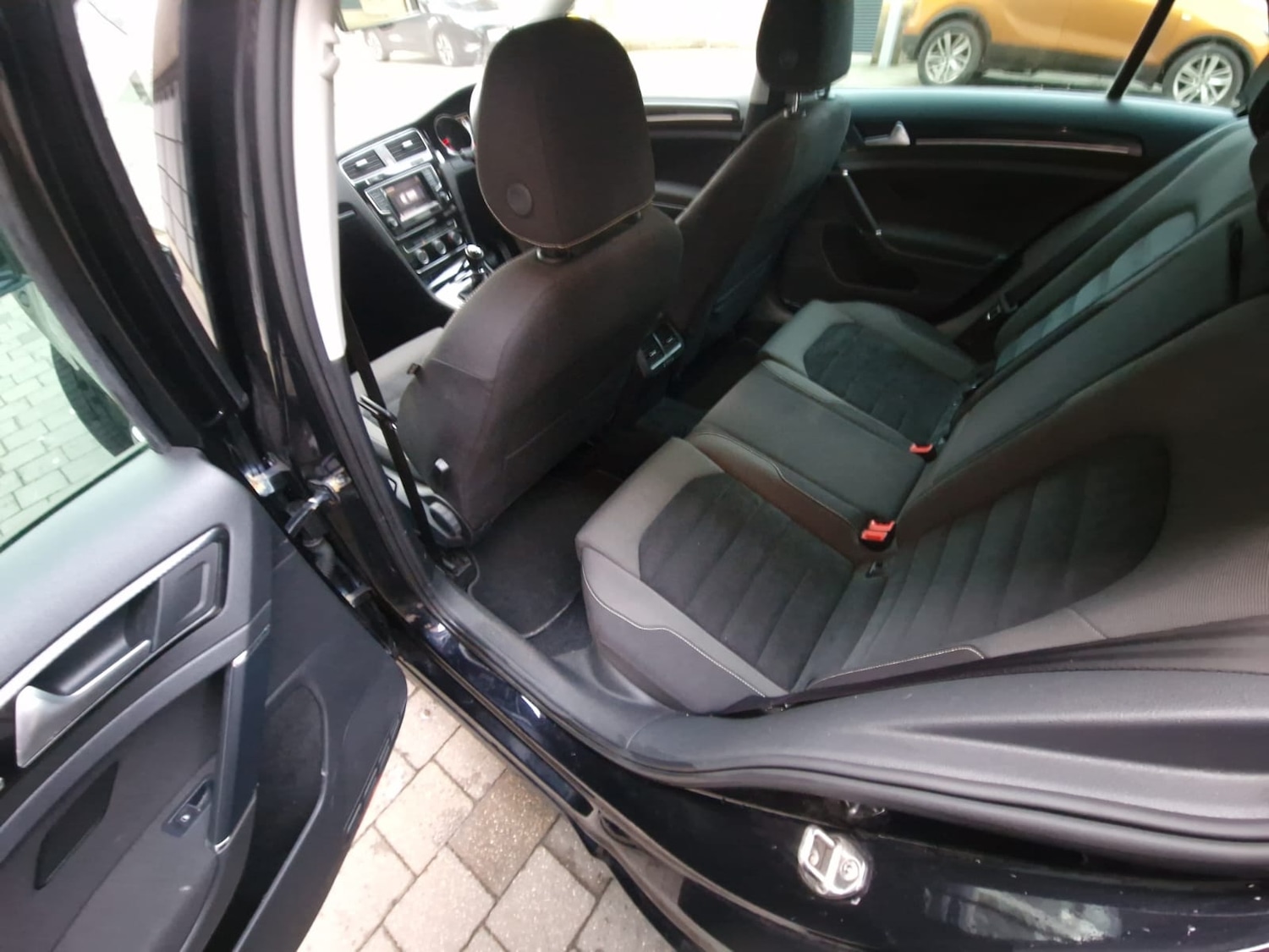 Used Volkswagen Golf 2014 for sale - 77300791: Photo 11